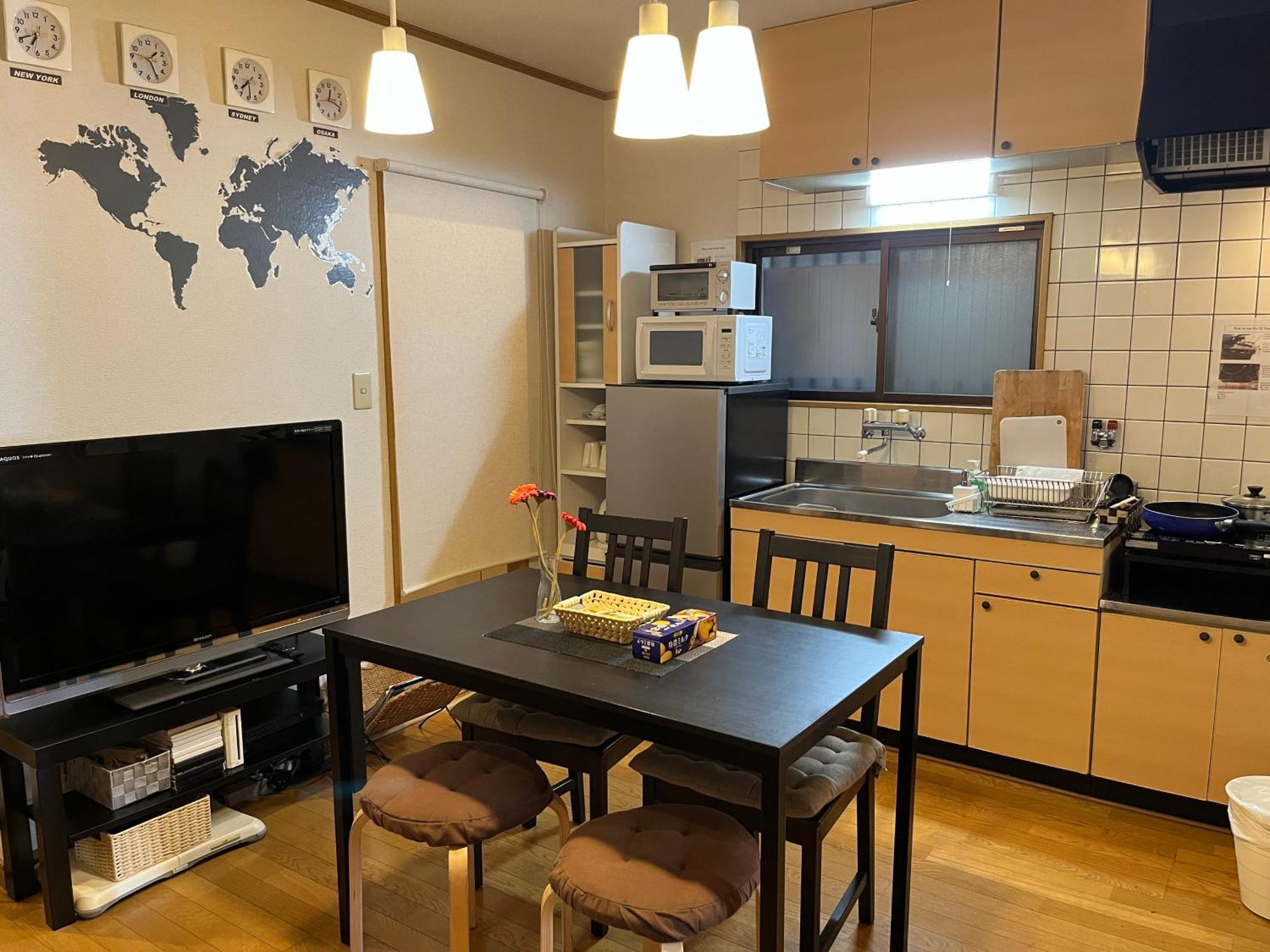 Cozy House J Lägenhet Osaka Exteriör bild